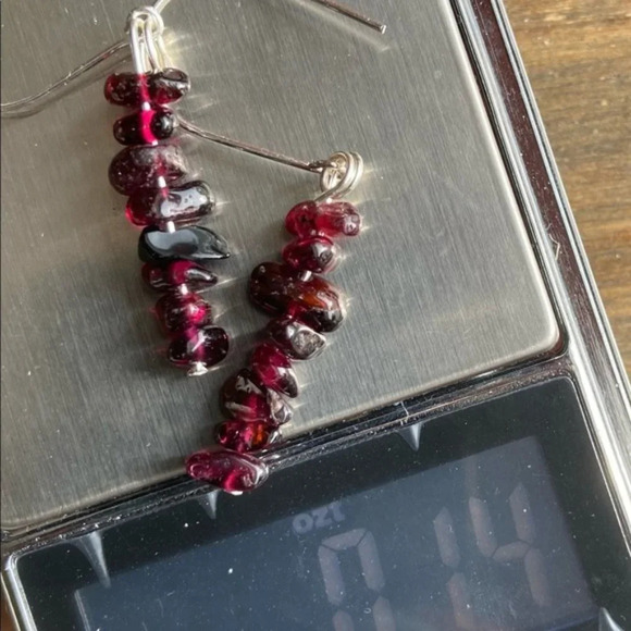 Granet long dangle silver earrings/protection Scorpio Taurus - Picture 2 of 8